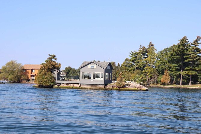 3 Day and 2 Night Tour: Toronto, 1000 Islands, and Niagara Falls - Niagara Falls from the Canadian side: Skylon Tower plus a close-up boat ride