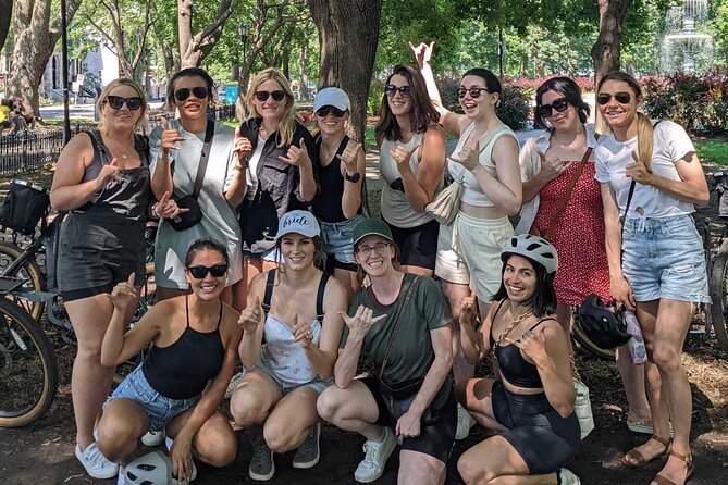 Bike / E-bike tour : Plateau, Mile-End, Jean-Talon Market by Fitz - Little Italy and Jean-Talon Market: eat, wander, and people-watch