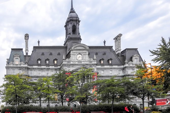 City Tour; Montreal Trendy Neighborhoods - Plateau Mont-Royal: short walk, big payoff in 10 minutes