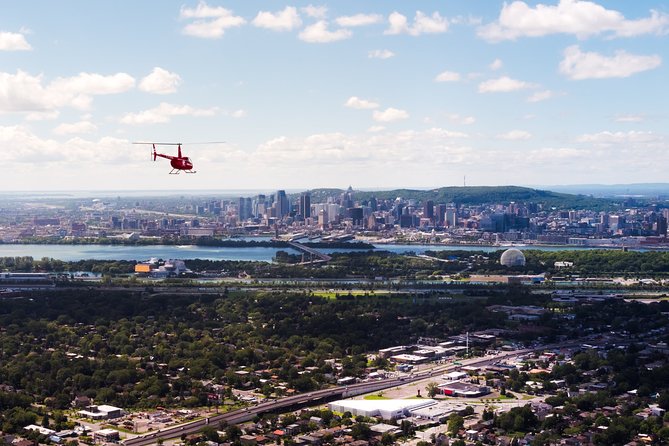 Helicopter Tour Over Montreal - The helicopter setup: headsets, comfort, and real-world safety