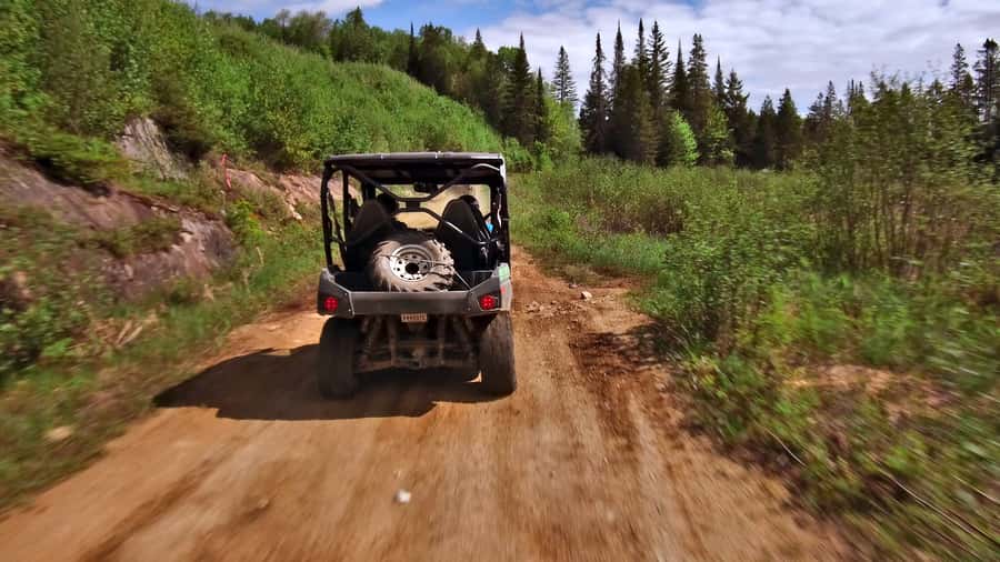 Mont Tremblant: Side-by-Side ATV Guided Off-Road Tour - The “driving rotation” stop: how the swap works
