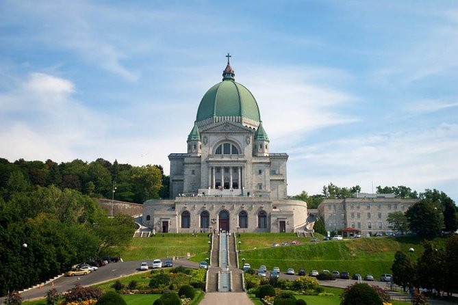 Montreal City Sightseeing Tour with Live Commentary - Notre-Dame Basilica area: impressive architecture, limited time to go inside
