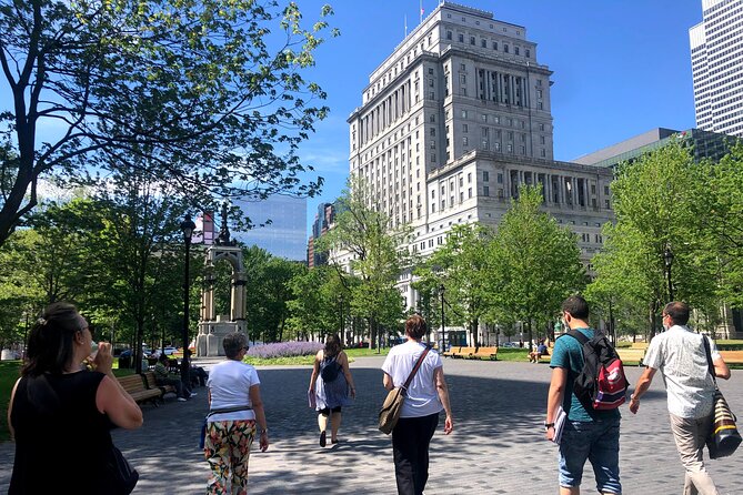 Montréal Downtown and Underground City Private Walking Tour - Starting at Dorchester Square by the Hotel Fairmount Queen Elizabeth
