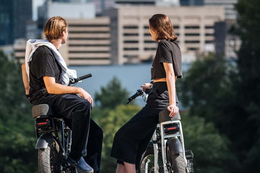 Montreal: E-Bike Sightseeing Tour - Meeting at 80 Rue Prince Arthur East: the start that sets your comfort level