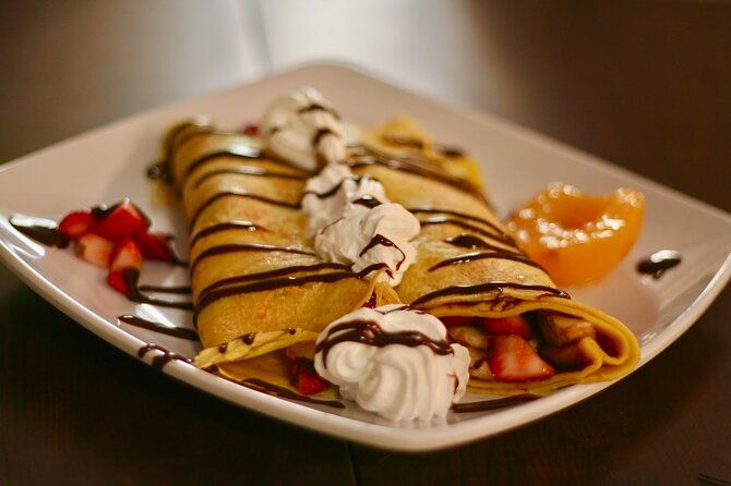 Montreal Mile End Authentic Food Tour with 7 Delicacies Tastings - Montreal’s Mile End and Little Italy: the walk does half the work