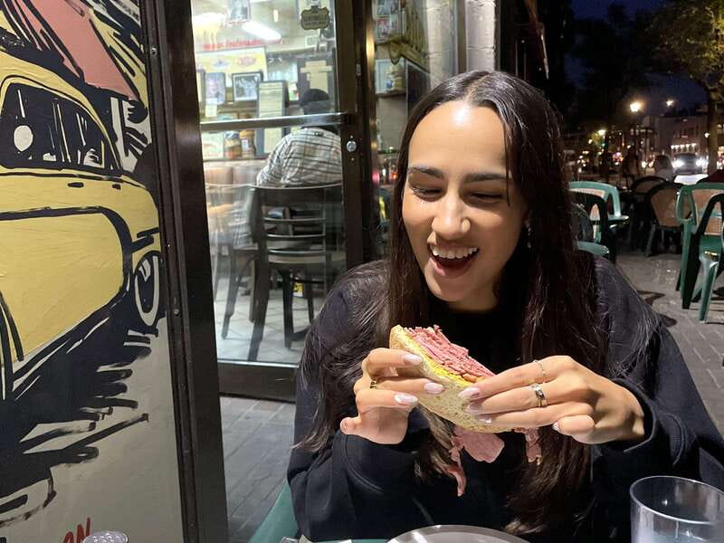 Montréal: Mile End Foodie Tour with Tasting - Key highlights worth planning around