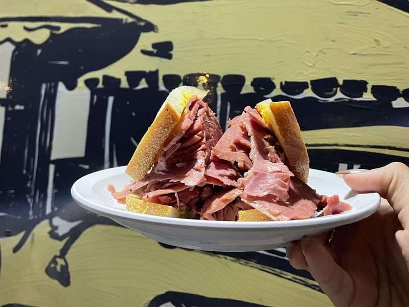 Montréal: Mile End Foodie Tour with Tasting - Mile End Food Walks: Why this neighborhood tour works