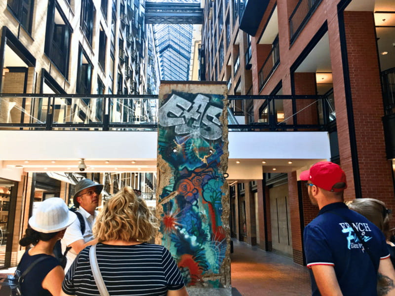 Montréal: Old Town Small Group Guided Walking Tour - Place Jacques-Cartier and Place d’Armes: Where You Learn to Look