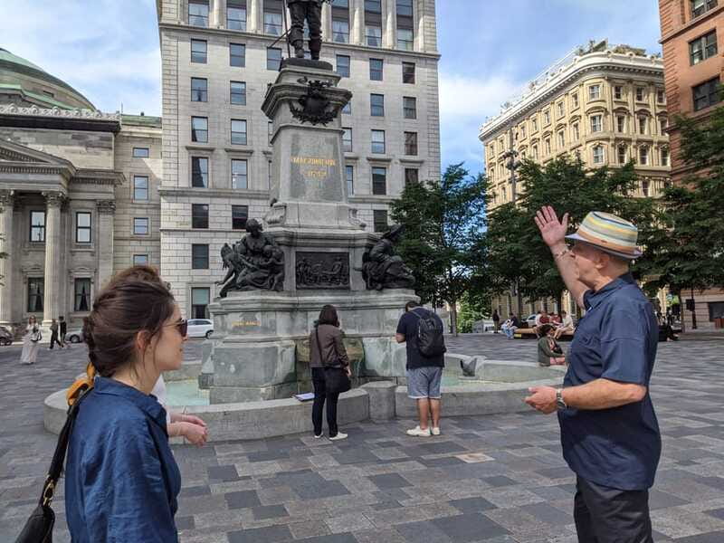 Montréal: Old Town Small Group Guided Walking Tour - Notre-Dame and Saint-Paul Streets: Big Views, Real Street Life