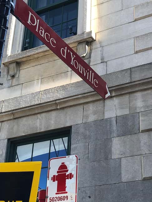Montreal: Private Walking Tour with a Local - Language options and walking comfort that actually matter