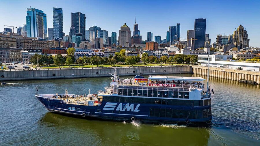 Montréal: Weekend River Brunch Cruise - The 1.5-hour river cruise: Old Port to Îles-de-Boucherville