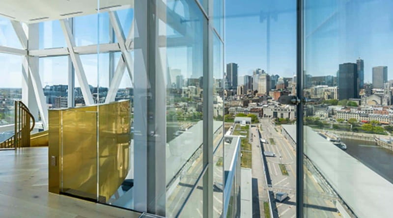 Port of Montreal Glass Tower Entry - Orchestre Métropolitain: make music by interacting with the balloons