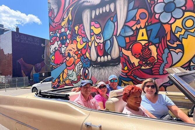 PRIVATE 3-hour COMPLETE tour of Montréal in convertible Cadillac - Your Driver-Guide: Fun, Flexibility, and Comfort
