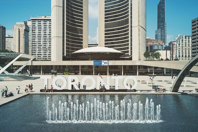Toronto & Niagara Falls 2 Days Tour - A Two-Day Shortcut From Montreal to CN Tower and Niagara
