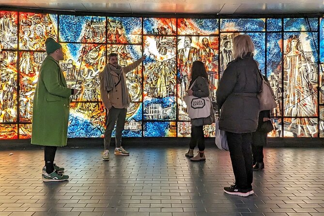 Underground city & Downtown. Great way to stay warm! - Stop 6: Montreal World Trade Centre, Fountains, and the Berlin Wall Slab